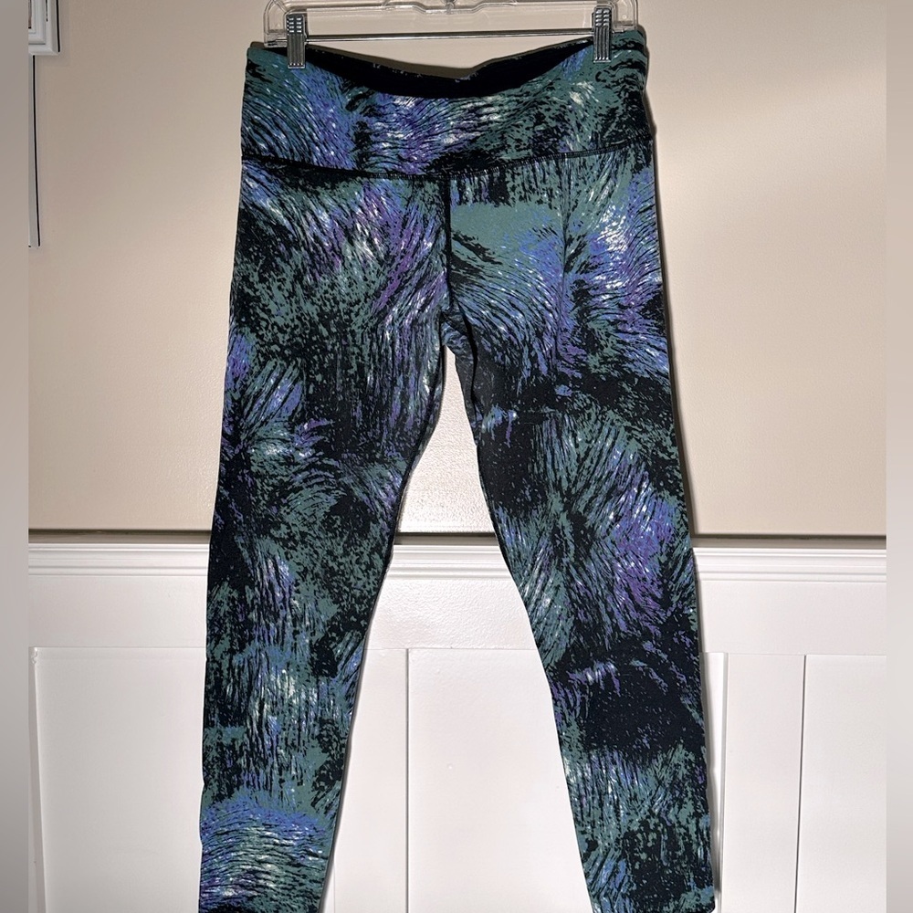 2 Pairs Of Large Leggings - Picture 2 of 9